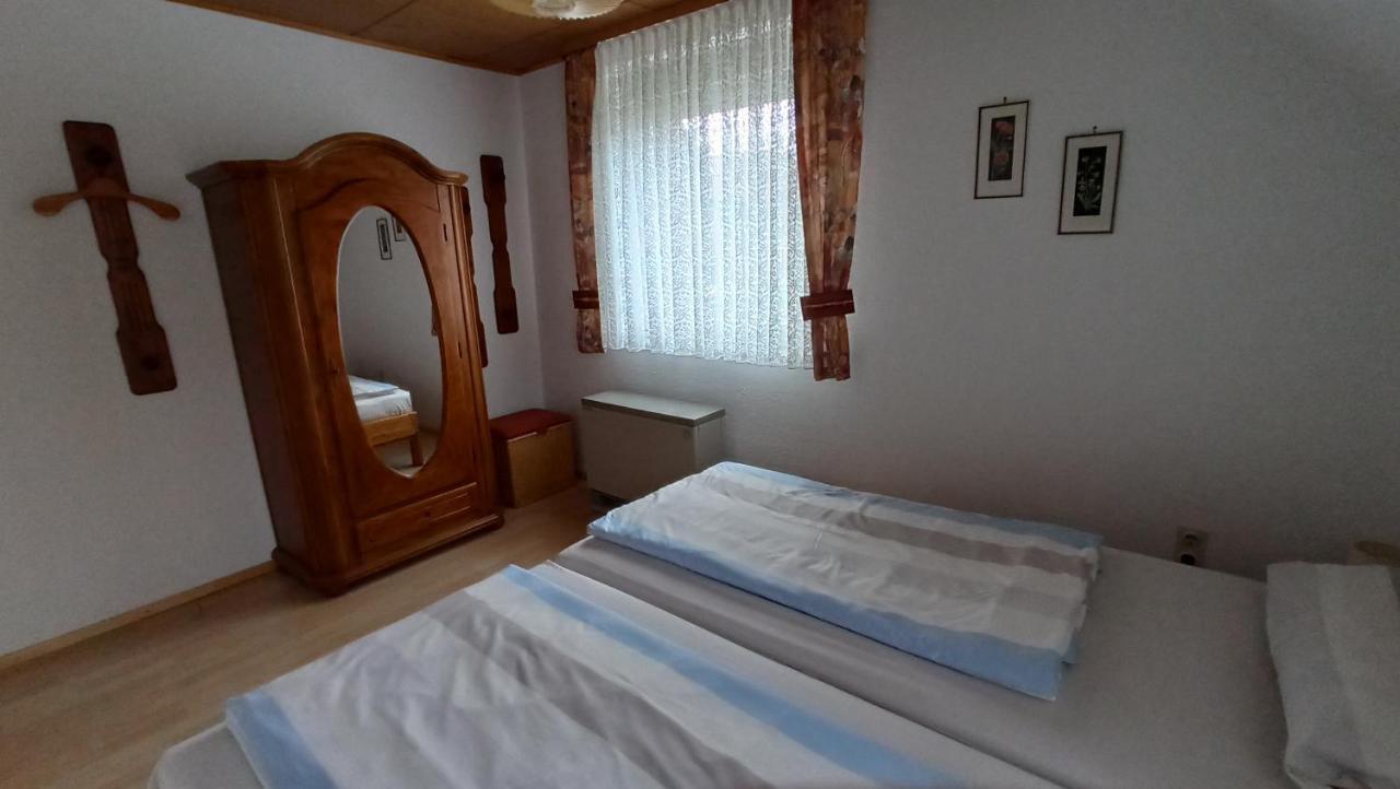 Ferienwohnung Am Deister Mit Grossem Balkon Springe Esterno foto